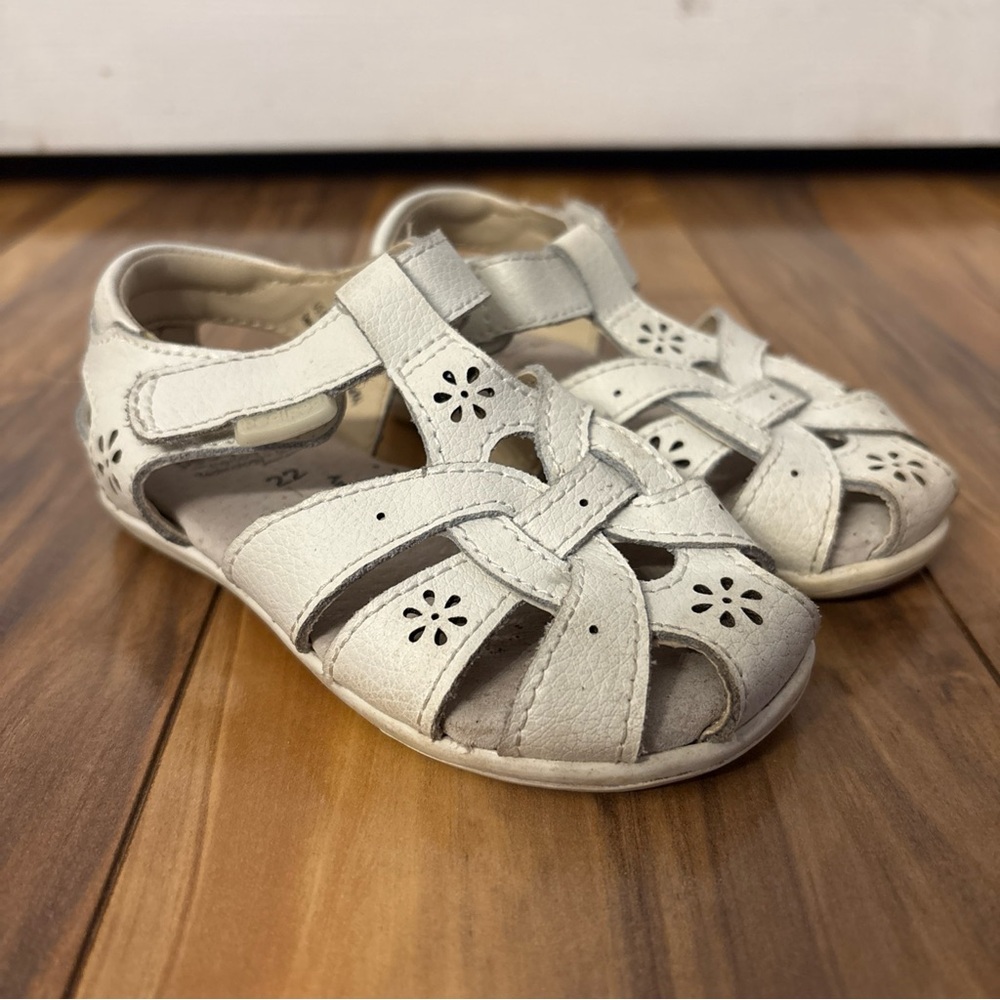 Pediped Kikki White Sandals